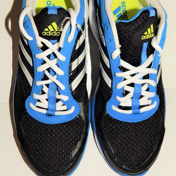 NEW Men shoes 7.5 athletic run Adidas \